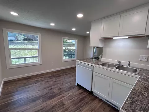 Dining - 311 E Jackson St, Ozark, MO 65721 photo 1 of 1