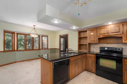 Kitchen - 4530 S Harvard Ave, Springfield, MO 65804 photo 7 of 7