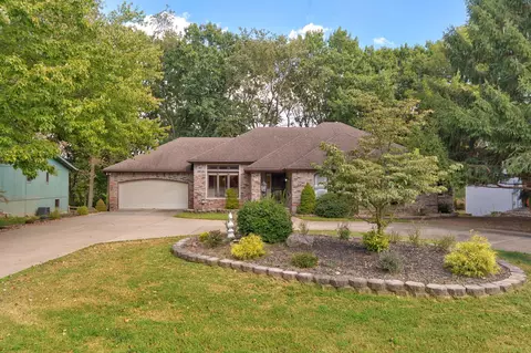 Exterior - 4530 S Harvard Ave, Springfield, MO 65804 photo 2 of 19
