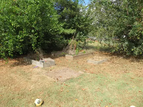 Exterior - 110 Holly Ridge Rd, Willard, MO 65781 photo 9 of 10