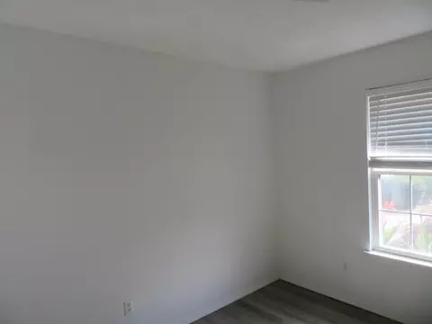Bedroom - 110 Holly Ridge Rd, Willard, MO 65781 photo 6 of 8