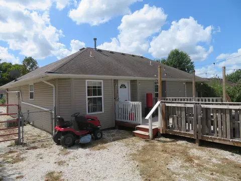 Exterior - 110 Holly Ridge Rd, Willard, MO 65781 photo 5 of 10