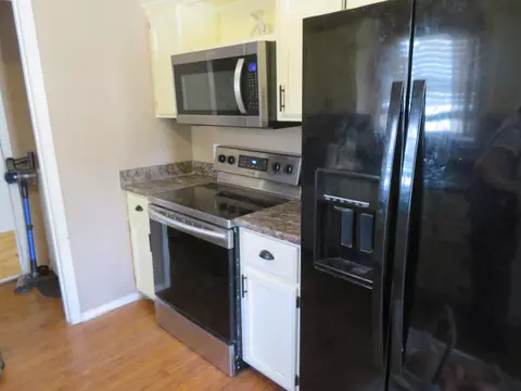 Kitchen - 110 Holly Ridge Rd, Willard, MO 65781 photo 1 of 2