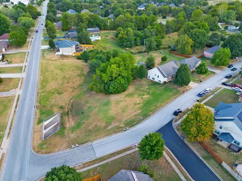 View/Area - 608 S Cully Ave, Republic, MO 65738 photo 5 of 6