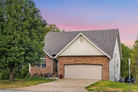 Exterior - 608 S Cully Ave, Republic, MO 65738 photo 2 of 8