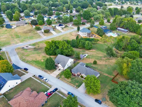 View/Area - 608 S Cully Ave, Republic, MO 65738 photo 6 of 6