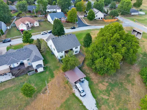 View/Area - 608 S Cully Ave, Republic, MO 65738 photo 4 of 6