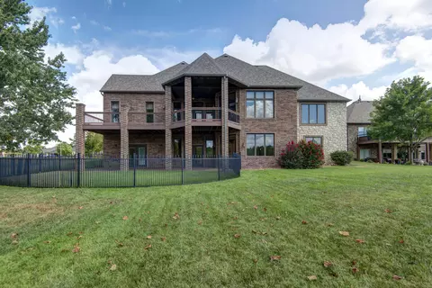 Exterior - 6563 S Riverbridge Rd, Springfield, MO 65810 photo 3 of 5