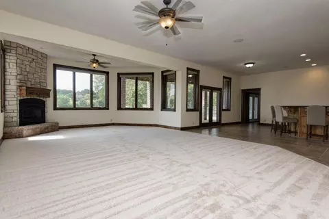 Living - 6563 S Riverbridge Rd, Springfield, MO 65810 photo 3 of 4