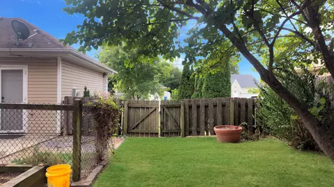 Exterior - 4833 N Kensington Dr, Ozark, MO 65721 photo 9 of 9