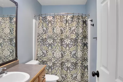 Bath - 4833 N Kensington Dr, Ozark, MO 65721 photo 3 of 4