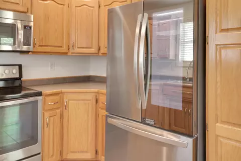 Kitchen - 4833 N Kensington Dr, Ozark, MO 65721 photo 3 of 3