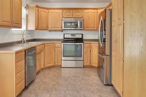 Kitchen - 4833 N Kensington Dr, Ozark, MO 65721 photo 1 of 3