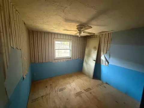 Bedroom - 1701 W Chestnut St #2050 NETTLETON, Springfield, MO 65802 photo 3 of 3