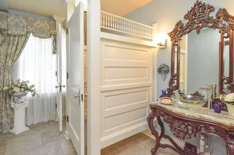 Bath - 924 N Main Ave, Springfield, MO 65802 photo 6 of 16