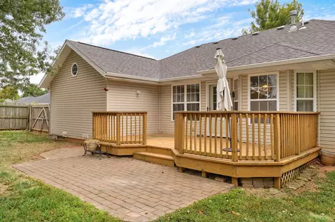 Exterior - 1560 S Timbercreek Ave, Springfield, MO 65807 photo 6 of 11