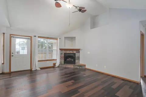 Living - 1560 S Timbercreek Ave, Springfield, MO 65807 photo 1 of 4