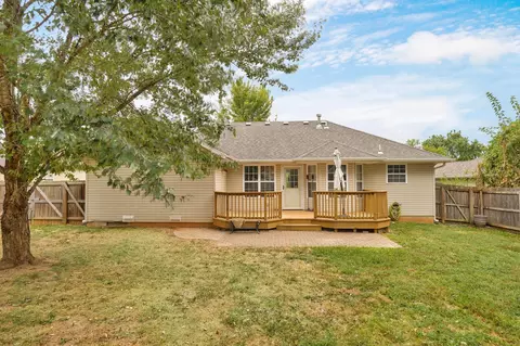Exterior - 1560 S Timbercreek Ave, Springfield, MO 65807 photo 9 of 11