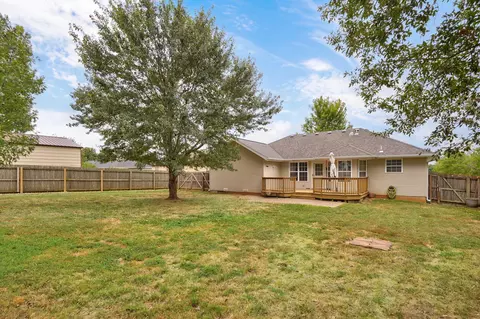 Exterior - 1560 S Timbercreek Ave, Springfield, MO 65807 photo 8 of 11