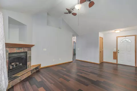 Living - 1560 S Timbercreek Ave, Springfield, MO 65807 photo 2 of 4