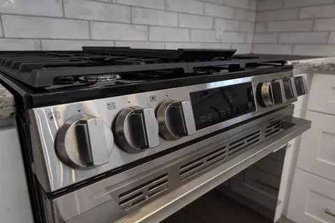 Kitchen - 2930 W Olive St, Springfield, MO 65802 photo 5 of 6