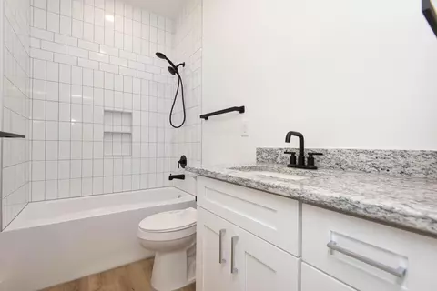 Bath - 2930 W Olive St, Springfield, MO 65802 photo 4 of 4