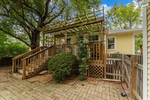 Exterior - 1410 E Stanford St, Springfield, MO 65804 photo 5 of 15