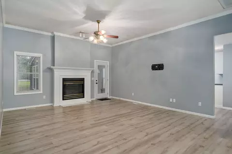 Living - 515 N Ellen St, Nixa, MO 65714 photo 2 of 5