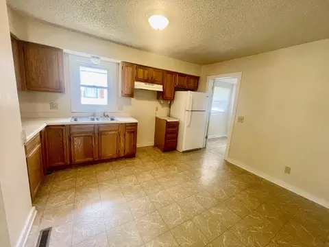 Kitchen - 2423 N Fremont Ave, Springfield, MO 65803 photo 1 of 3