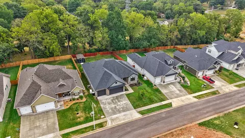 View/Area - 4898 S Sycamore Ave, Springfield, MO 65810 photo 3 of 3