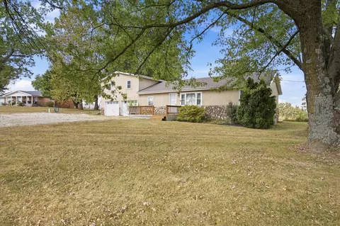 Exterior - 1663 Swan Ln, Mansfield, MO 65704 photo 2 of 3