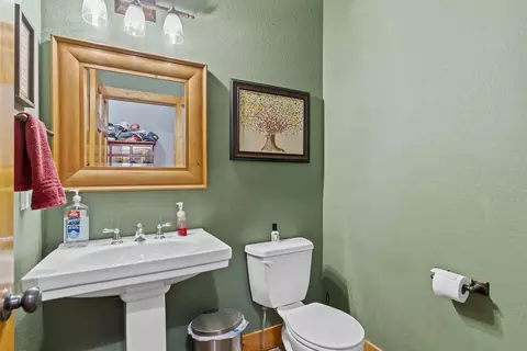Bath - 900 E Welch St, Nixa, MO 65714 photo 1 of 6