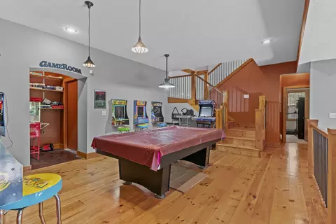 Entry Way - 900 E Welch St, Nixa, MO 65714 photo 4 of 6