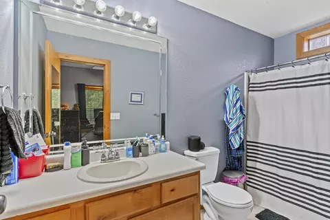 Bath - 900 E Welch St, Nixa, MO 65714 photo 6 of 6