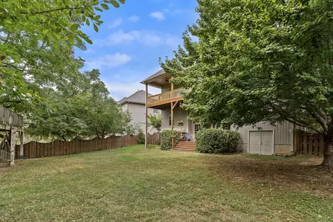Exterior - 900 E Welch St, Nixa, MO 65714 photo 6 of 9