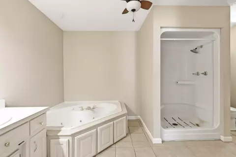 Bath - 407 Split Rail Dr, Joplin, MO 64801 photo 1 of 5