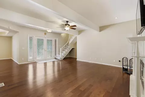Living - 407 Split Rail Dr, Joplin, MO 64801 photo 3 of 5