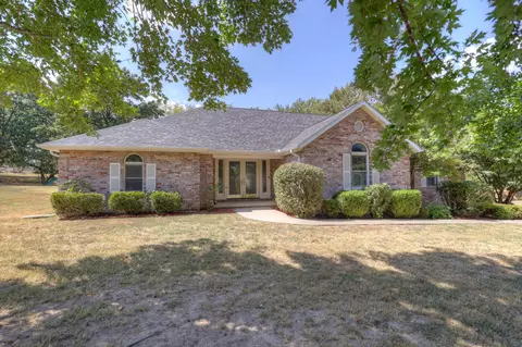 Exterior - 407 Split Rail Dr, Joplin, MO 64801 photo 2 of 13