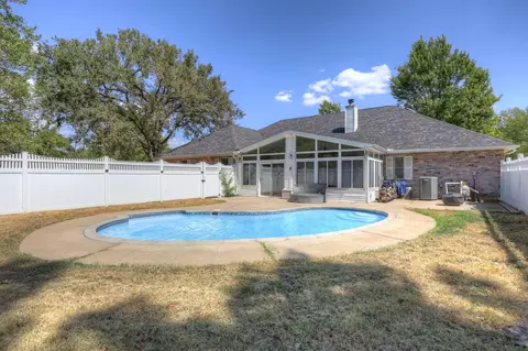 Exterior - 407 Split Rail Dr, Joplin, MO 64801 photo 8 of 13