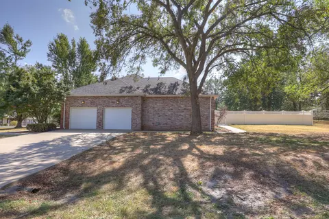 Exterior - 407 Split Rail Dr, Joplin, MO 64801 photo 11 of 13