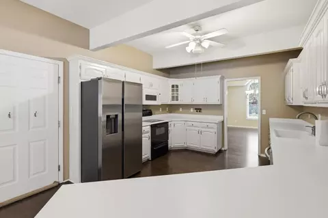 Kitchen - 407 Split Rail Dr, Joplin, MO 64801 photo 5 of 5