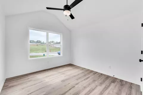 Bedroom - 675 W Castor Loop, Nixa, MO 65714 photo 3 of 6