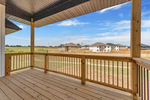 Exterior - 675 W Castor Loop, Nixa, MO 65714 photo 5 of 9