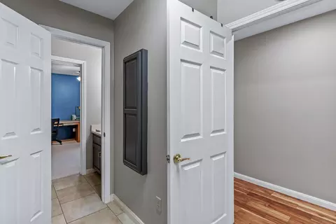 Entry Way - 4625 S Turnberry Ave, Springfield, MO 65810 photo 5 of 5