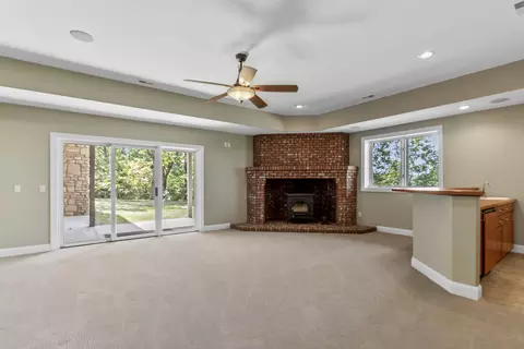 Living - 740 Russel Ridge Rd, Nixa, MO 65714 photo 13 of 13