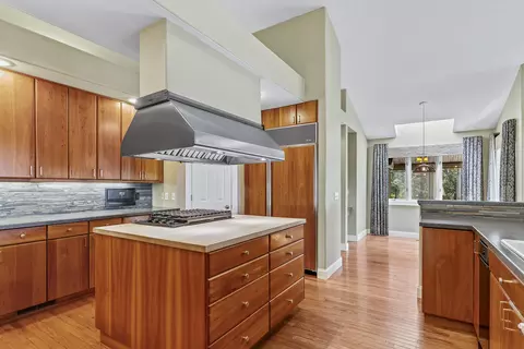 Kitchen - 740 Russel Ridge Rd, Nixa, MO 65714 photo 1 of 7