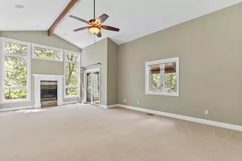 Living - 740 Russel Ridge Rd, Nixa, MO 65714 photo 11 of 13