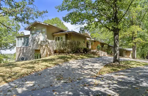 Exterior - 740 Russel Ridge Rd, Nixa, MO 65714 photo 2 of 17
