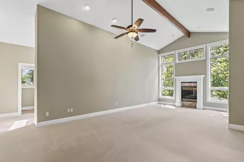 Living - 740 Russel Ridge Rd, Nixa, MO 65714 photo 10 of 13