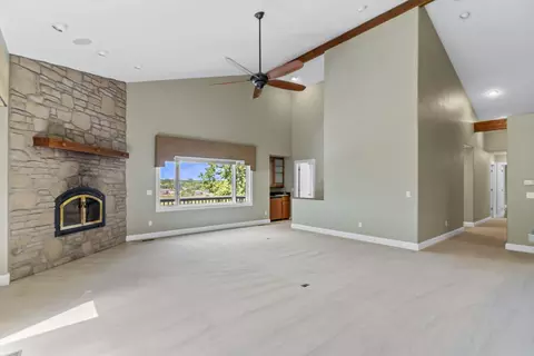 Living - 740 Russel Ridge Rd, Nixa, MO 65714 photo 7 of 13
